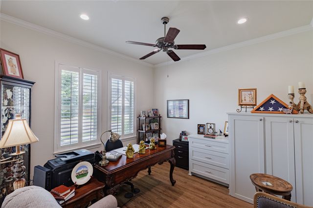 213 Windy Glen Drive, Decatur, TX 76234
