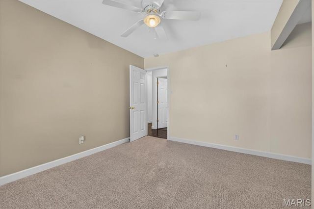 4590 Grandcastle Drive, St Louis, MO 63128
