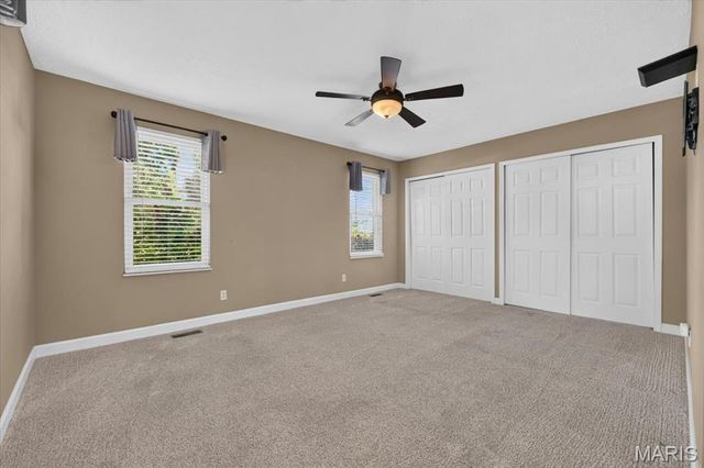 4590 Grandcastle Drive, St Louis, MO 63128