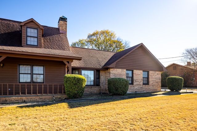 2302 Dobbs Drive, Phenix City, AL 36870