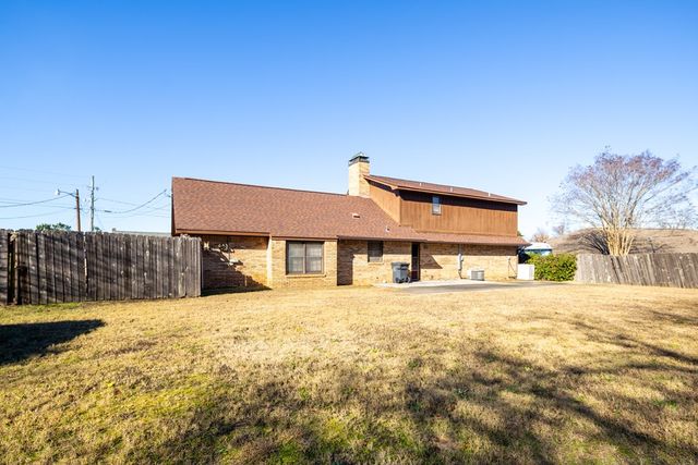 2302 Dobbs Drive, Phenix City, AL 36870