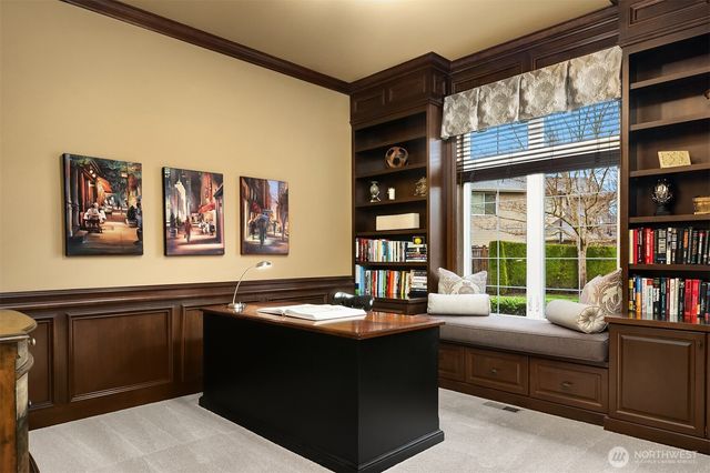 955 211th Place SE, Sammamish, WA 98075