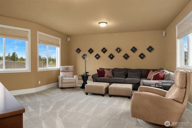 955 211th Place SE, Sammamish, WA 98075