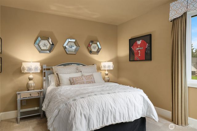 955 211th Place SE, Sammamish, WA 98075