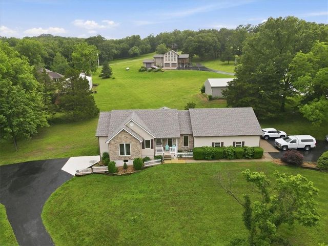 32384 Fertile Road, Warsaw, MO 65355