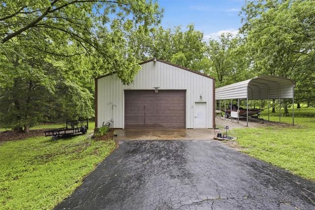 32384 Fertile Road, Warsaw, MO 65355