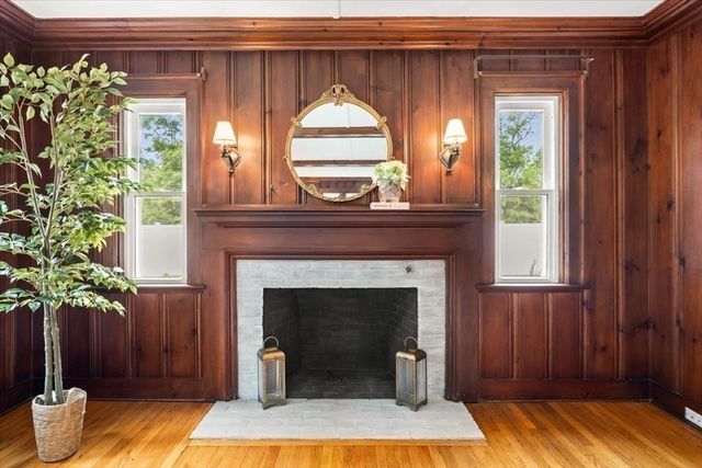 161 Moraine St, Brockton, MA 02301
