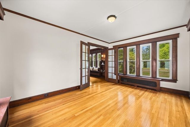 161 Moraine St, Brockton, MA 02301