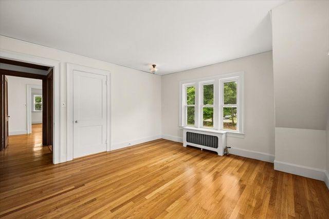 161 Moraine St, Brockton, MA 02301