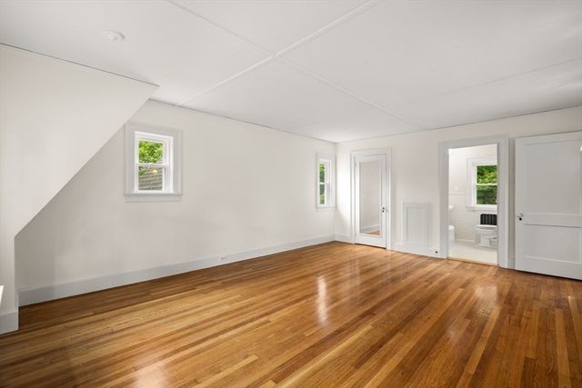 161 Moraine St, Brockton, MA 02301