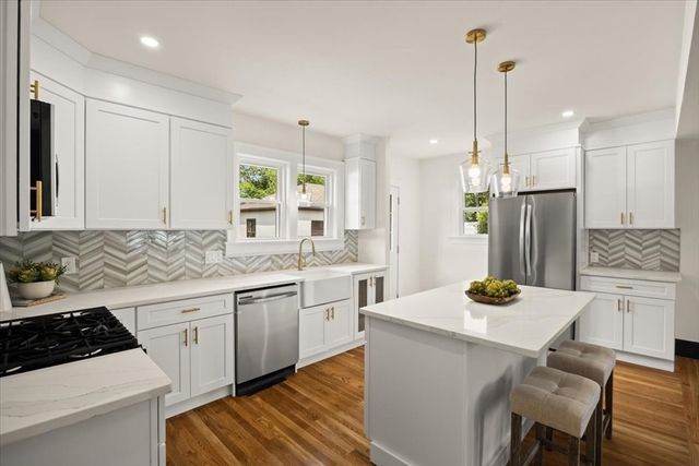 161 Moraine St, Brockton, MA 02301