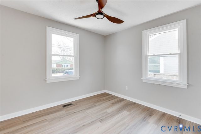 1602 Tabb Ave, Hopewell, VA 23860