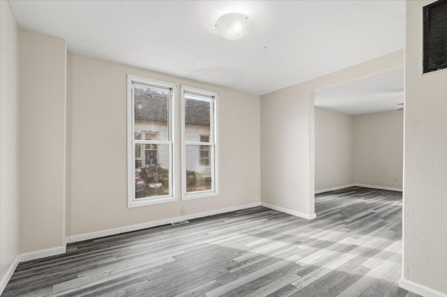 1447 N Broadway Avenue, Springfield, MO 65802