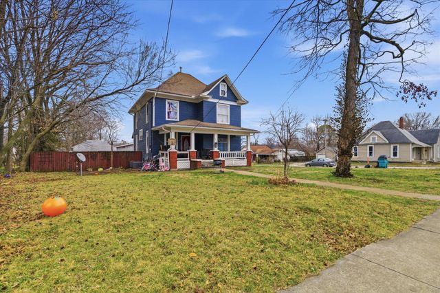 1447 N Broadway Avenue, Springfield, MO 65802