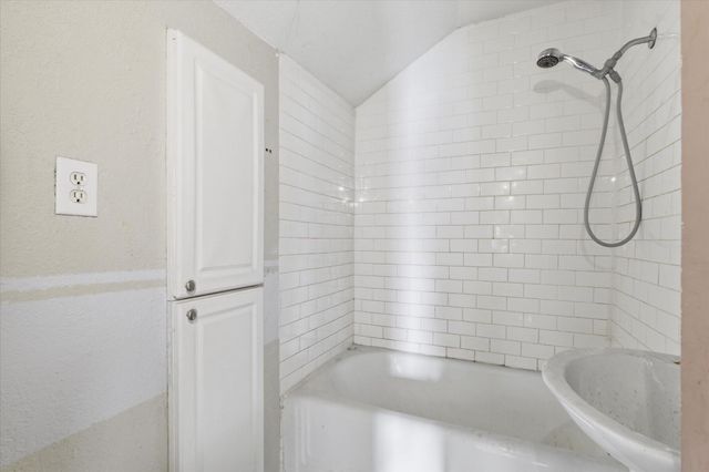 1447 N Broadway Avenue, Springfield, MO 65802