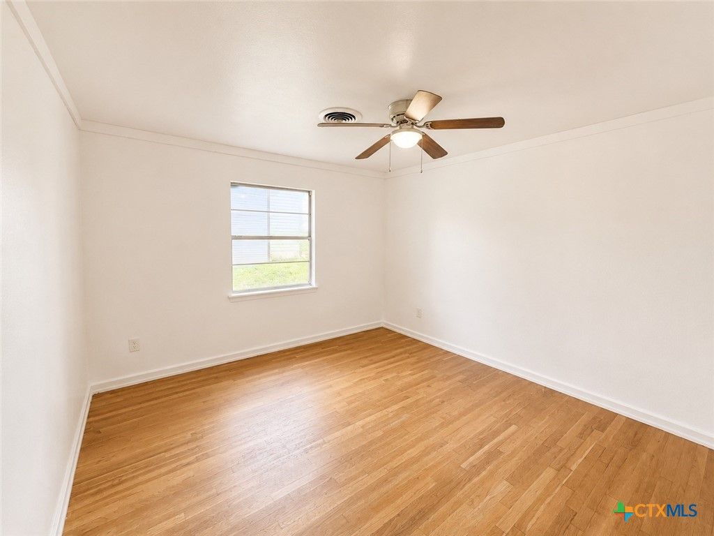 Image 12 of property listing at 2301 Post Oak Avenue, Copperas Cove, TX 76522