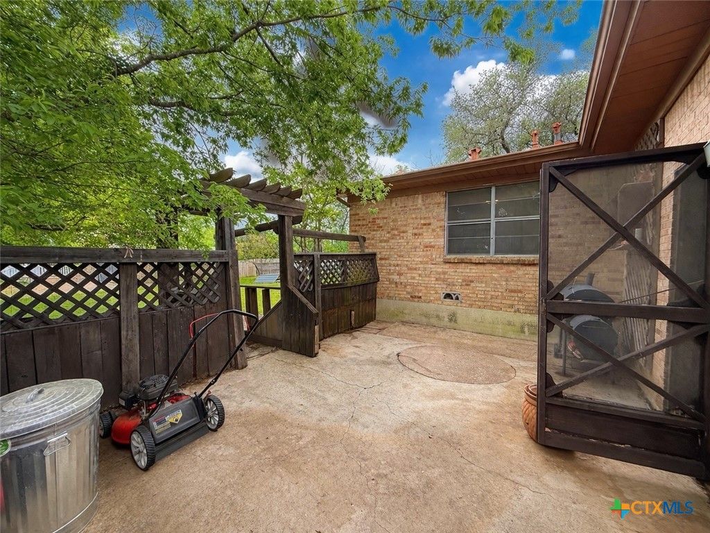 Image 15 of property listing at 2301 Post Oak Avenue, Copperas Cove, TX 76522