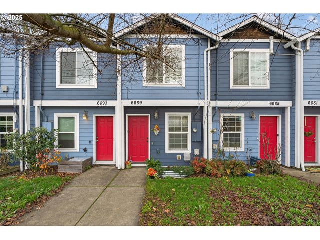 6689 N COLUMBIA Way, Portland, OR 97203