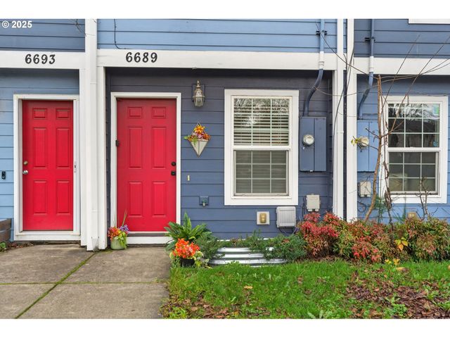 6689 N COLUMBIA Way, Portland, OR 97203