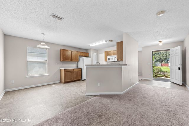 13563 ASHFORD WOOD Court W, Jacksonville, FL 32218