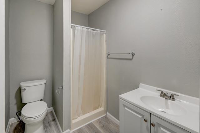 3813 NE 42nd Terrace, Kansas City, MO 64117