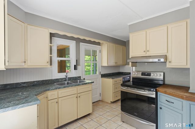 111 Orchard Street, Ellington, CT 06029