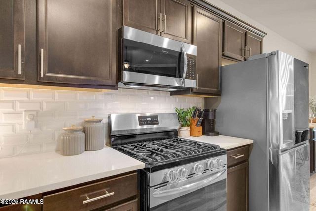 122 Chloe Street, Broussard, LA 70518