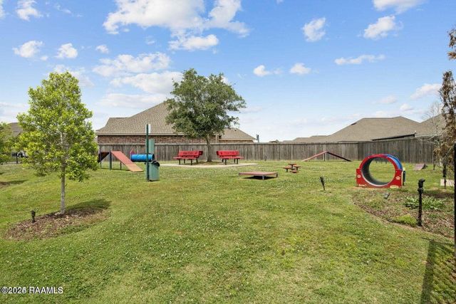 122 Chloe Street, Broussard, LA 70518