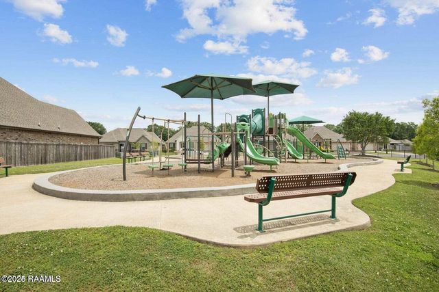 122 Chloe Street, Broussard, LA 70518