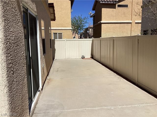 999 Monte De Oro Avenue, Las Vegas, NV 89183