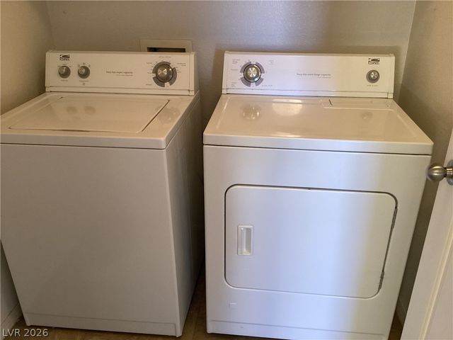 999 Monte De Oro Avenue, Las Vegas, NV 89183