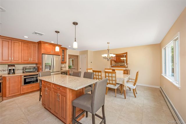 353 Thrift Street, Ronkonkoma, NY 11779