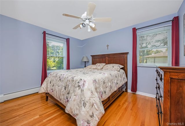 353 Thrift Street, Ronkonkoma, NY 11779