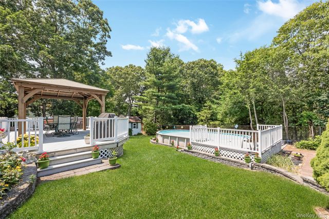353 Thrift Street, Ronkonkoma, NY 11779