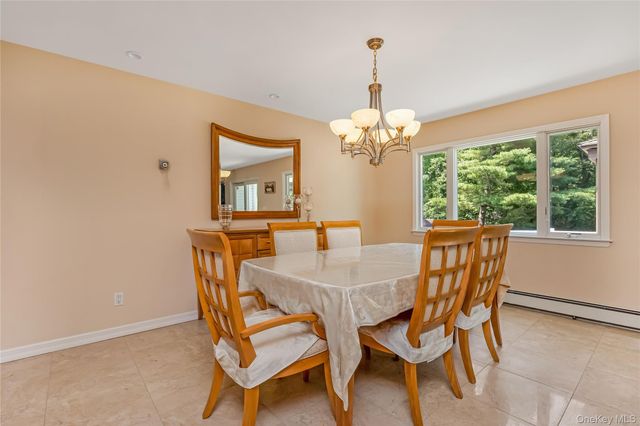 353 Thrift Street, Ronkonkoma, NY 11779