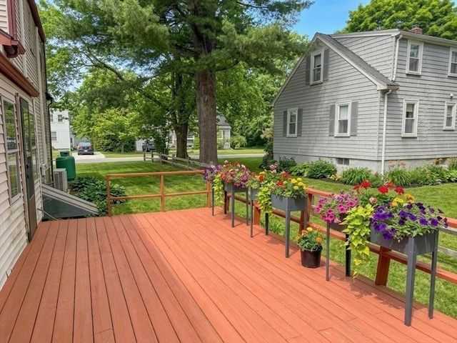 26 Lee Rd 16, Sharon, MA 02067