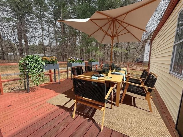 26 Lee Rd 16, Sharon, MA 02067