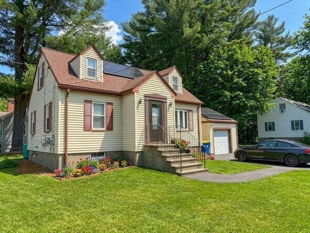 26 Lee Rd 16, Sharon, MA 02067