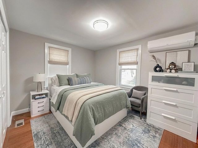 26 Lee Rd 16, Sharon, MA 02067