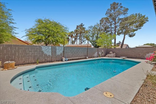 3709 Broxburn Street, Las Vegas, NV 89108