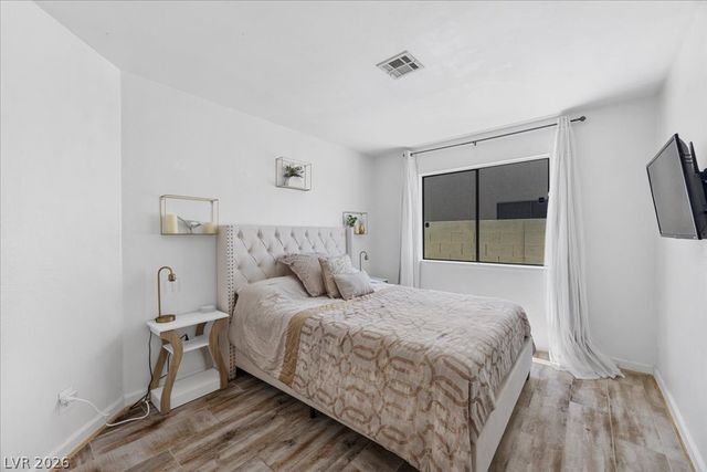 3709 Broxburn Street, Las Vegas, NV 89108