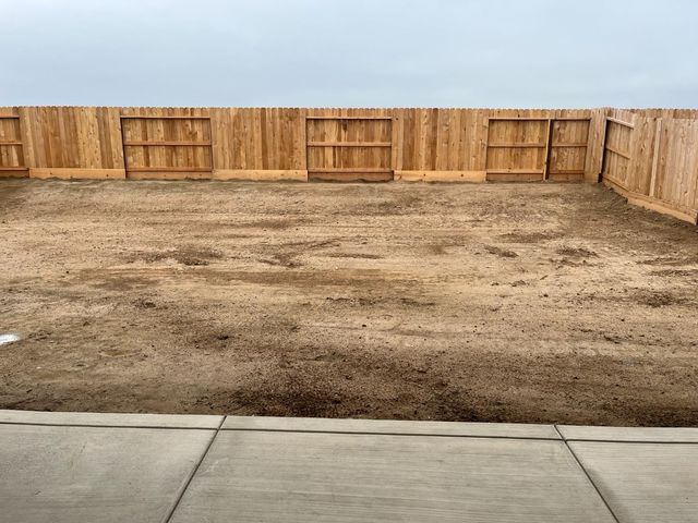 1252 Catherdral Court S, Madera, CA 93636