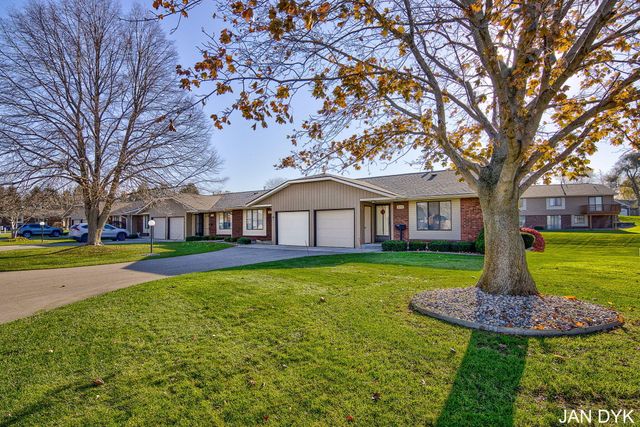 674 Waterview Court, Georgetown Twp, MI 49418