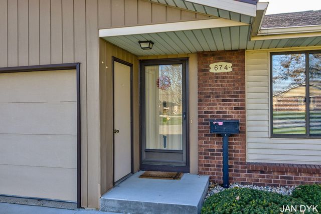 674 Waterview Court, Georgetown Twp, MI 49418