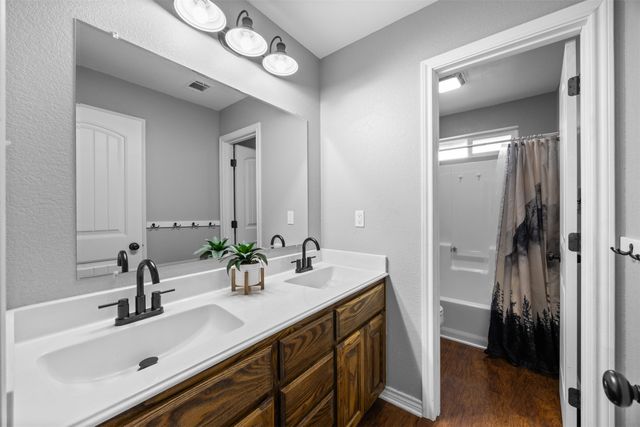 925 Wild Road, Van Alstyne, TX 75495