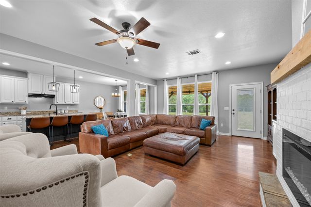 925 Wild Road, Van Alstyne, TX 75495