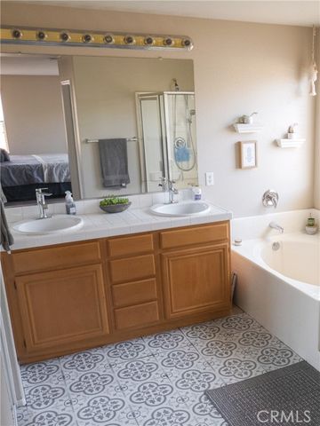 12834 Zinnea Ave, Chino, CA 91710