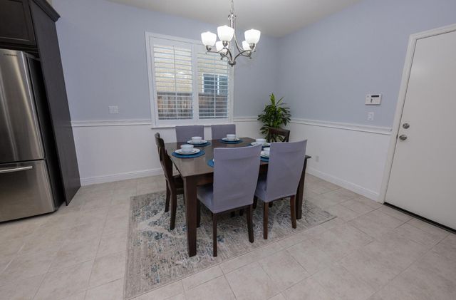 1638 N Mcpherson Lane, Clovis, CA 93619