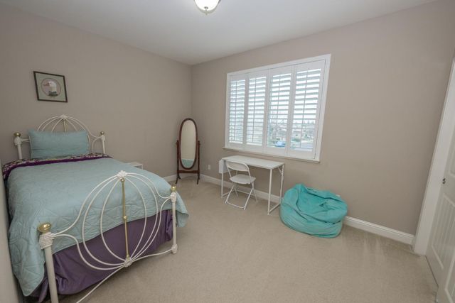 1638 N Mcpherson Lane, Clovis, CA 93619