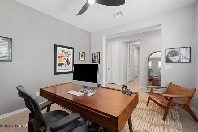 8077 S Sonoran Oak Drive, Vail, AZ 85641